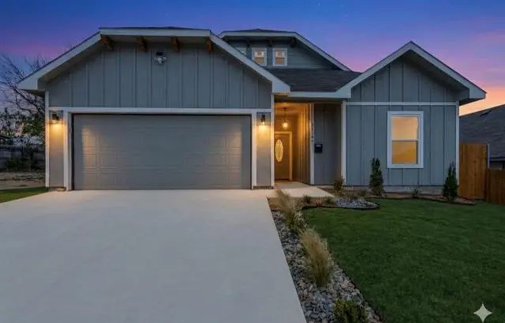 2114 22nd, Fort Worth