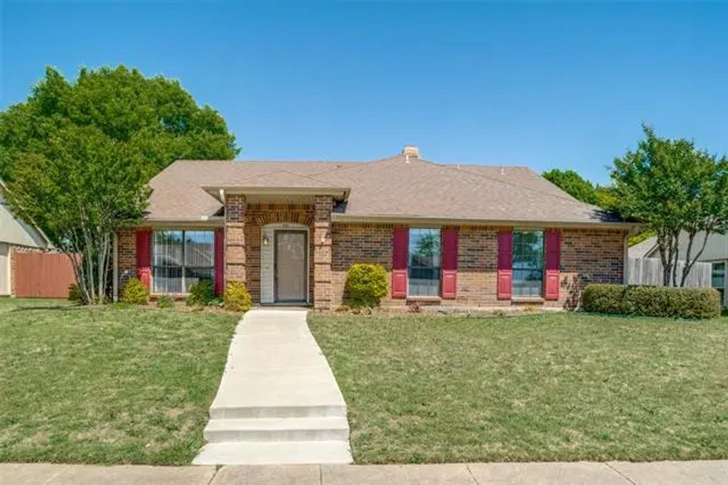 555 Gillespie Drive, Allen