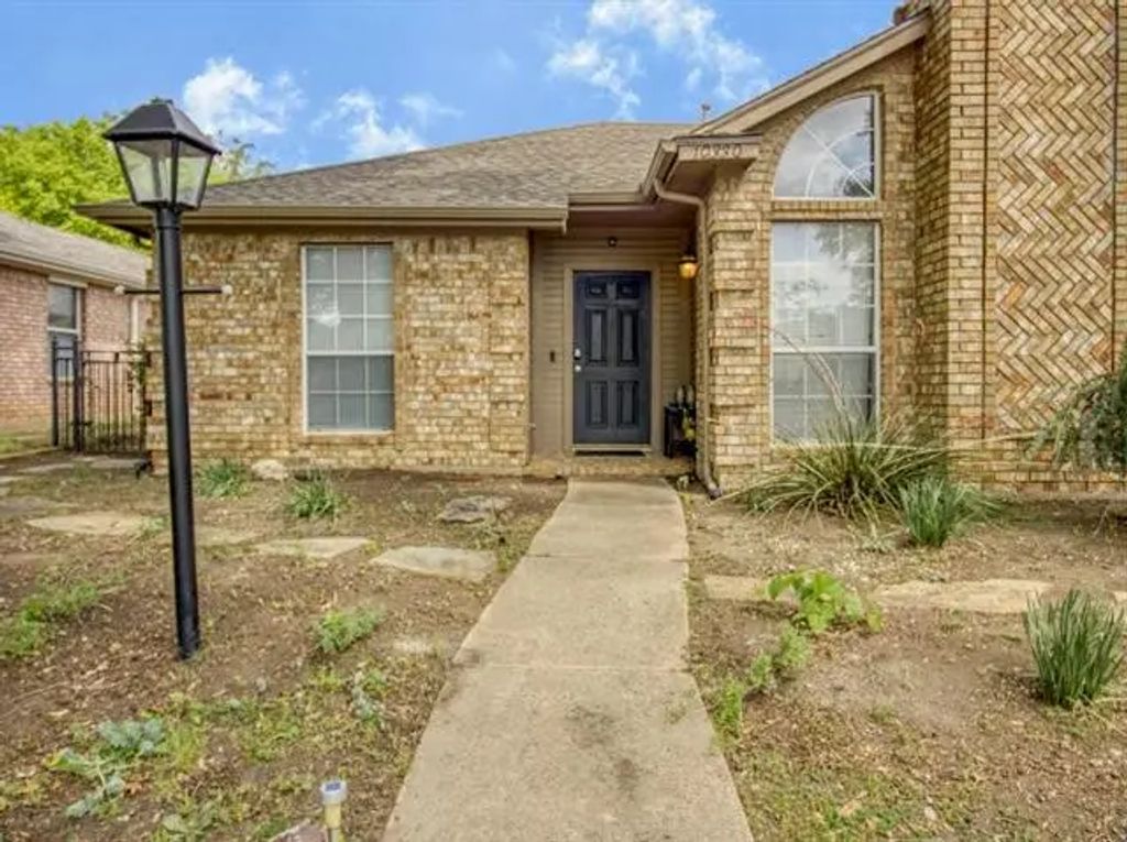 10330 Castle Drive, Frisco