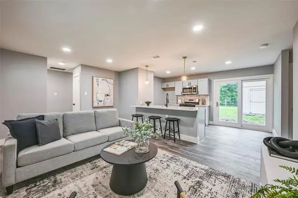4515 Scottsdale Drive, Mesquite