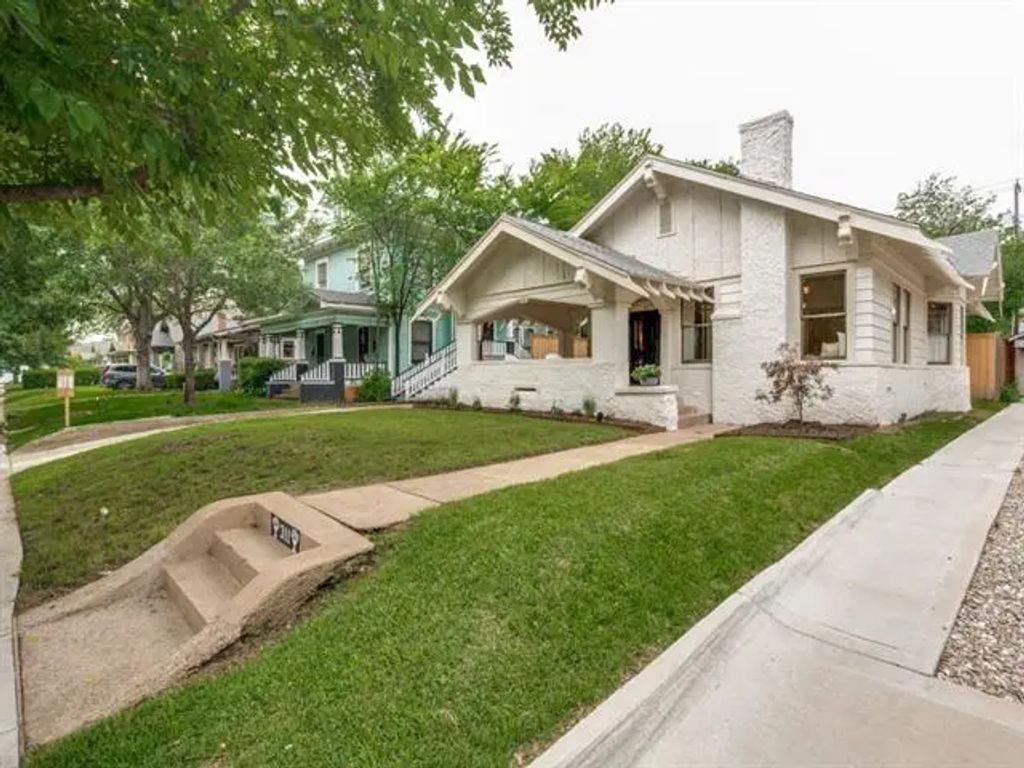 311 S Rosemont Avenue, Dallas