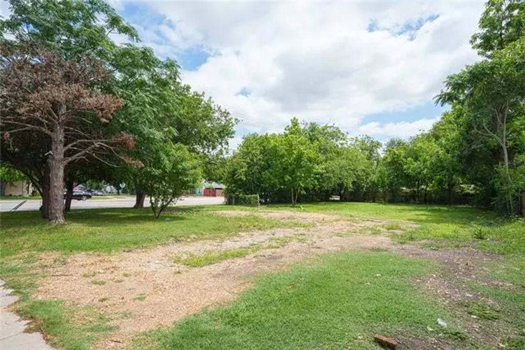 3654 Fontana Drive, Dallas