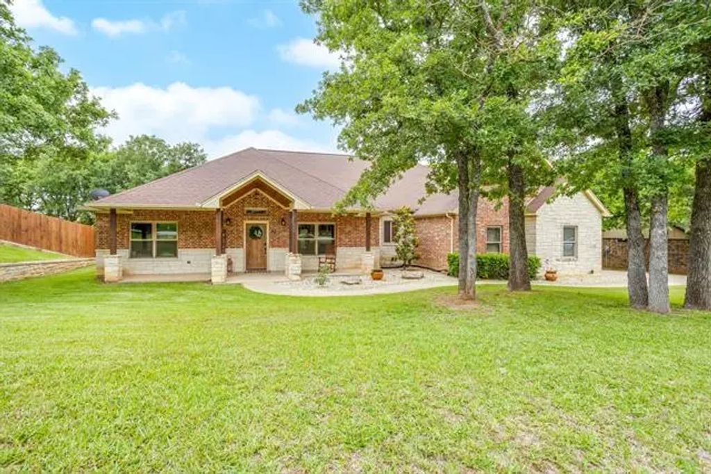 116 Flat Foot, Stephenville
