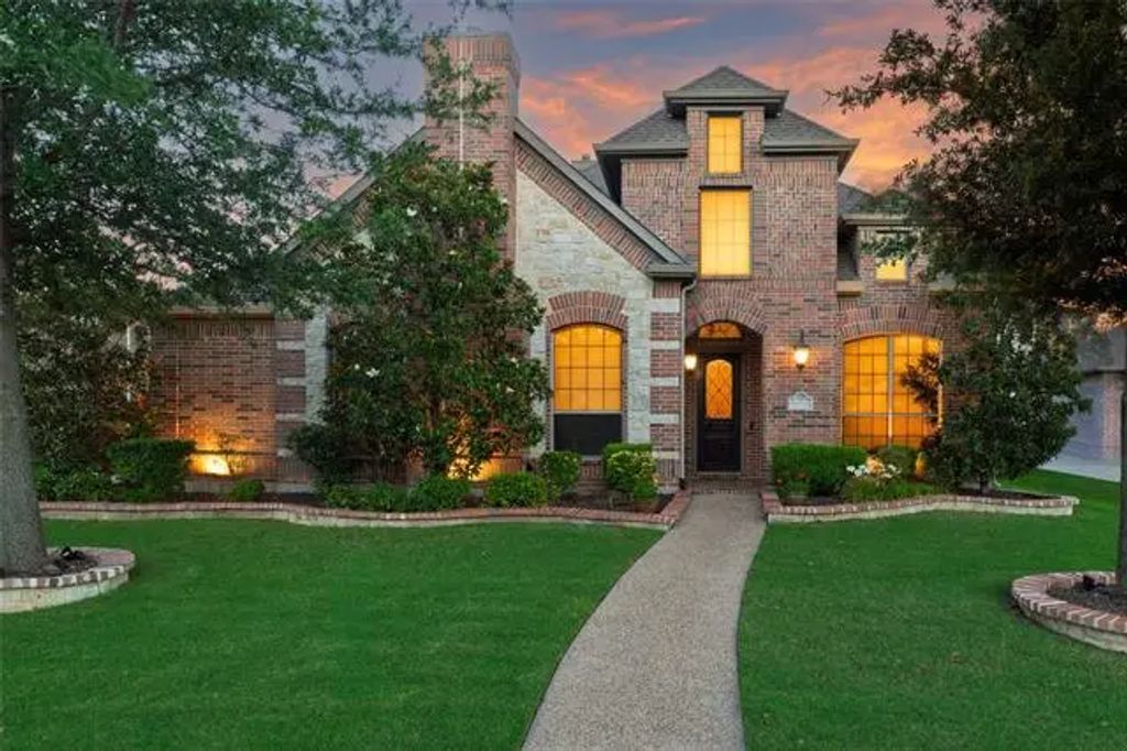 1917 Sterling Trace Drive, Keller