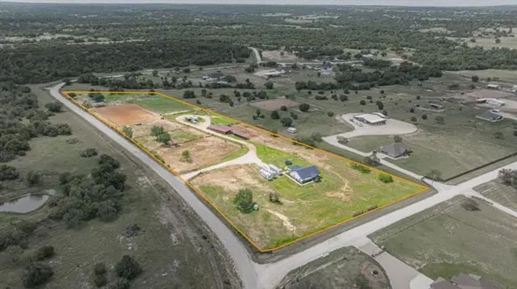 930 County Road 161 Road, Stephenville