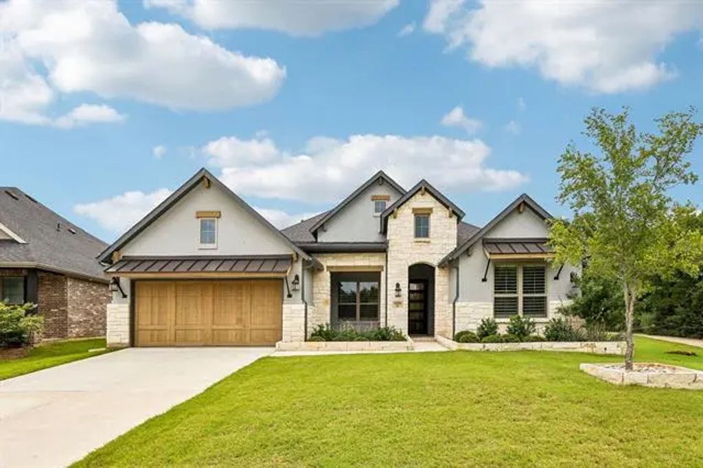 9100 Prickly Pear Trail, Argyle