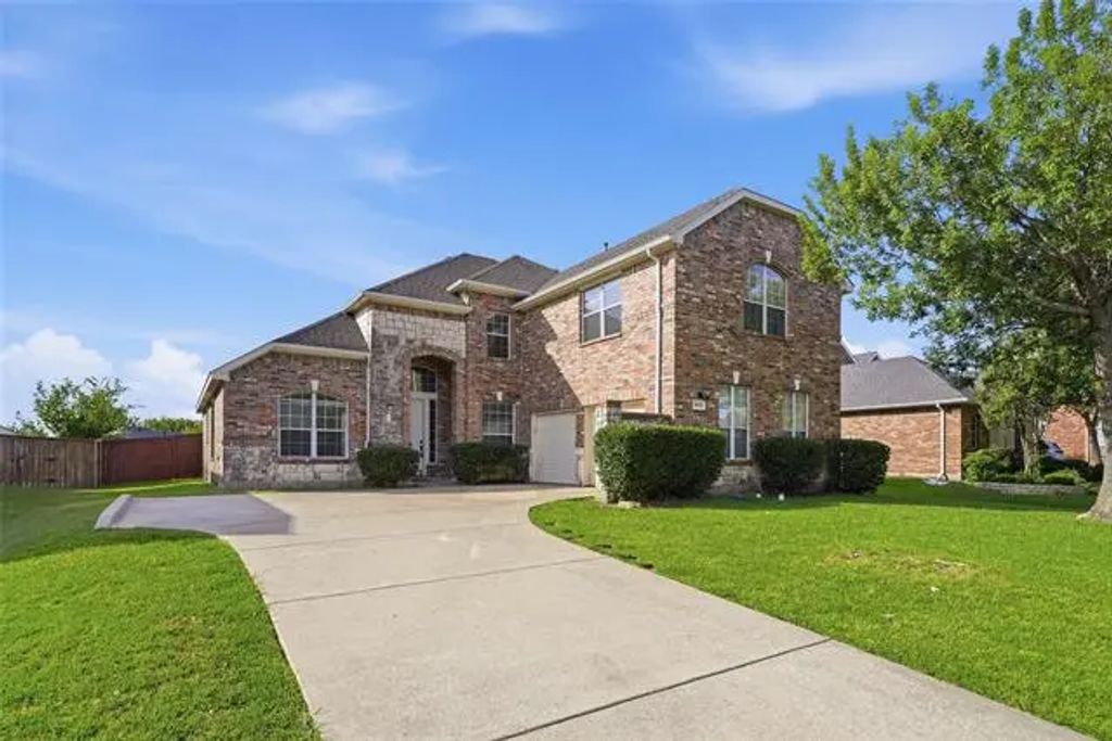 10202 Fairway Vista Drive, Rowlett