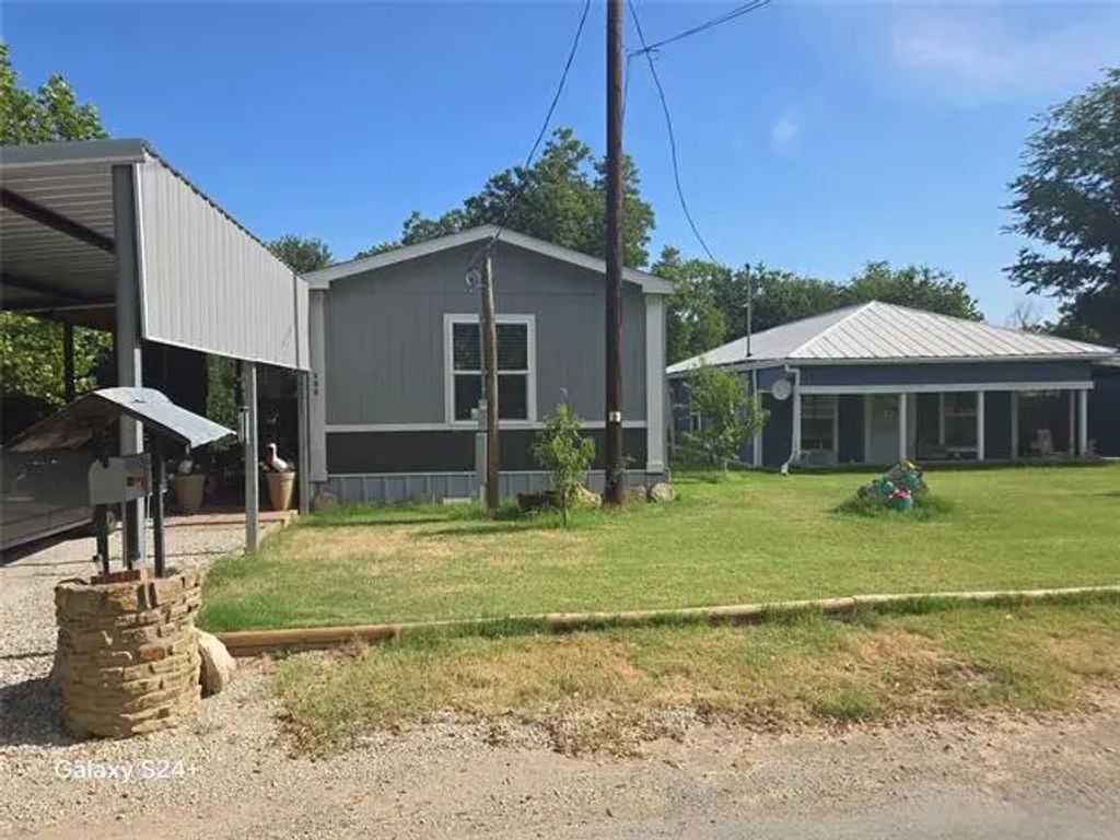 121 Peach, Graford