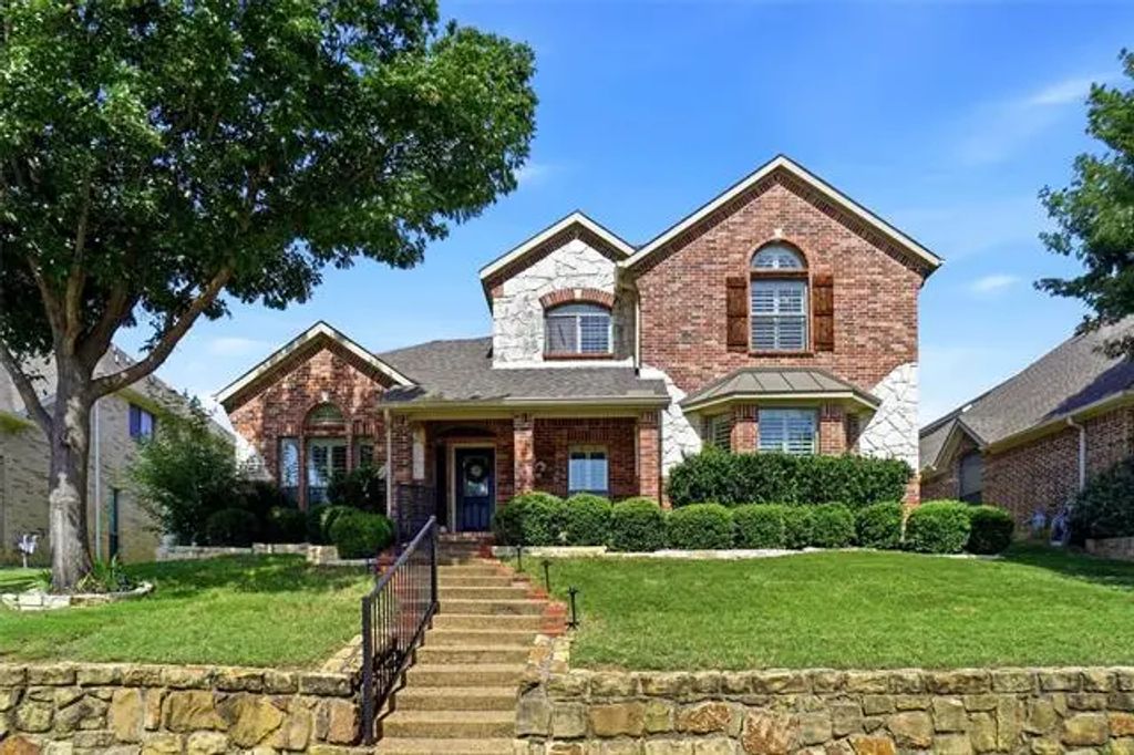 5905 Cripple Creek Trail, North Richland Hills