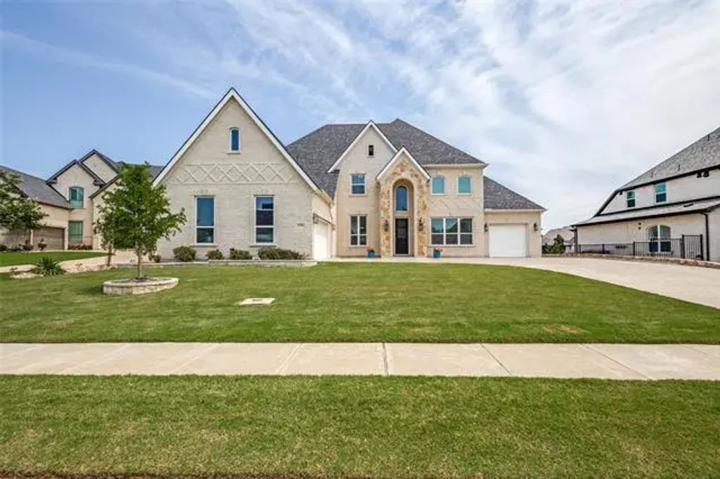 6704 Sorrento Lane, Flower Mound