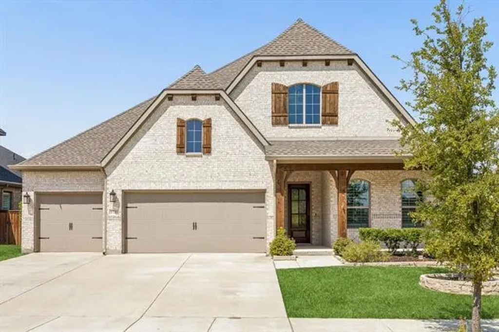 1739 Ellington Drive, Celina