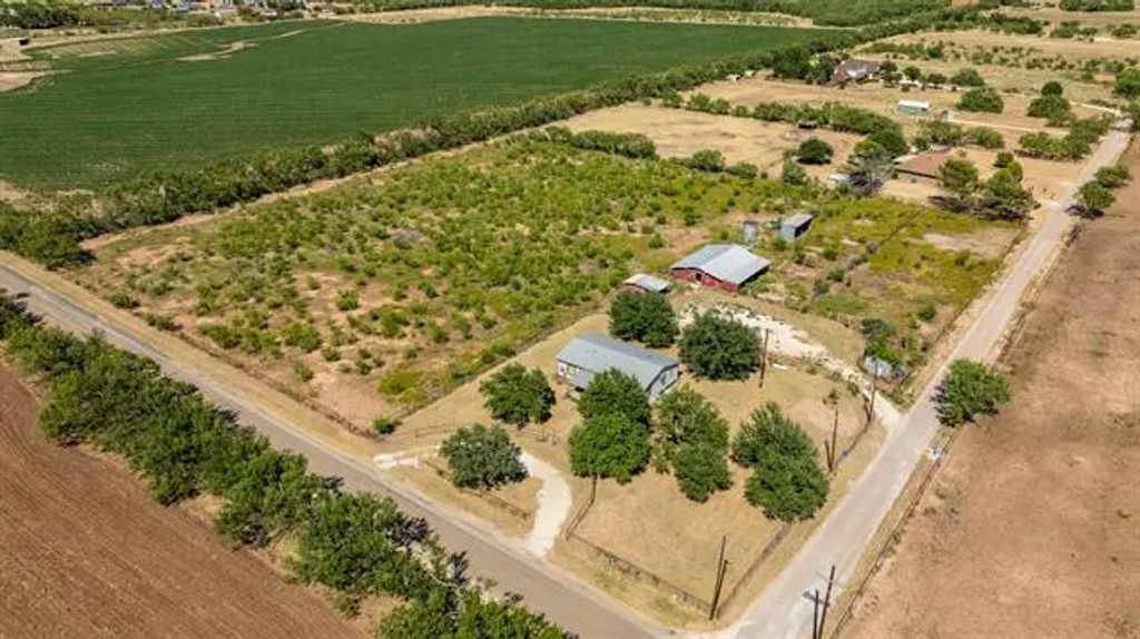 725 Nora Miller Road, Abilene