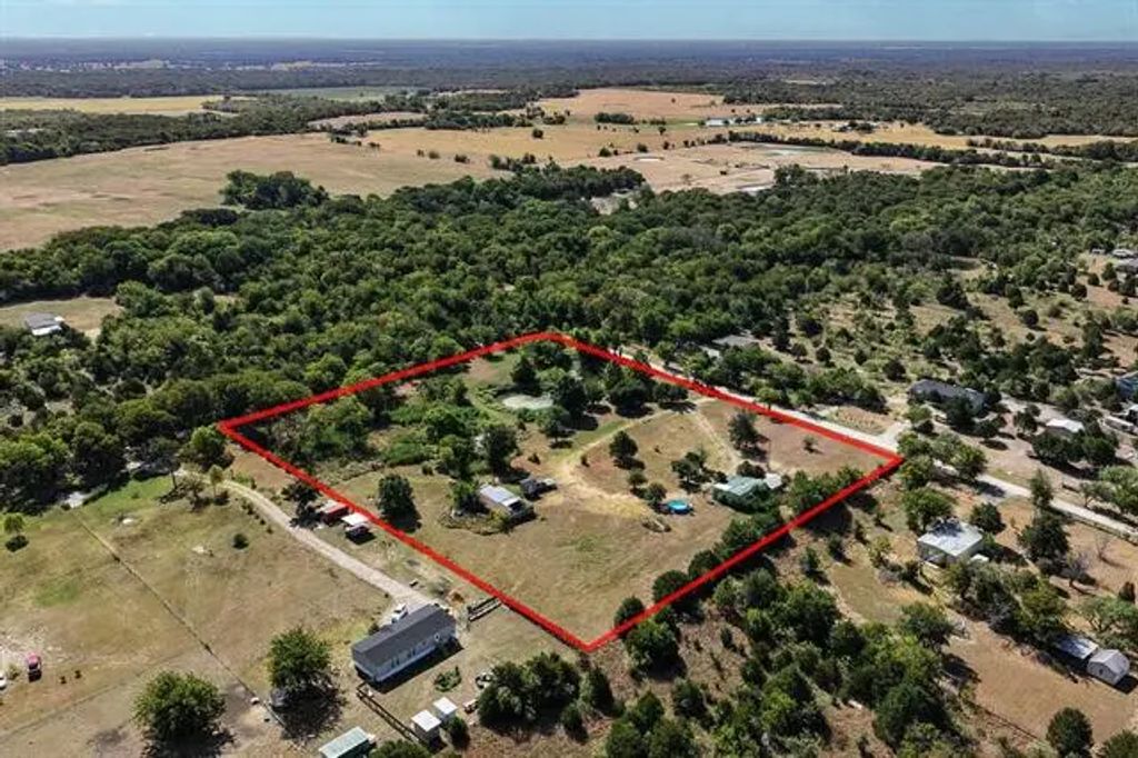 12706 County Road 4027, Kemp
