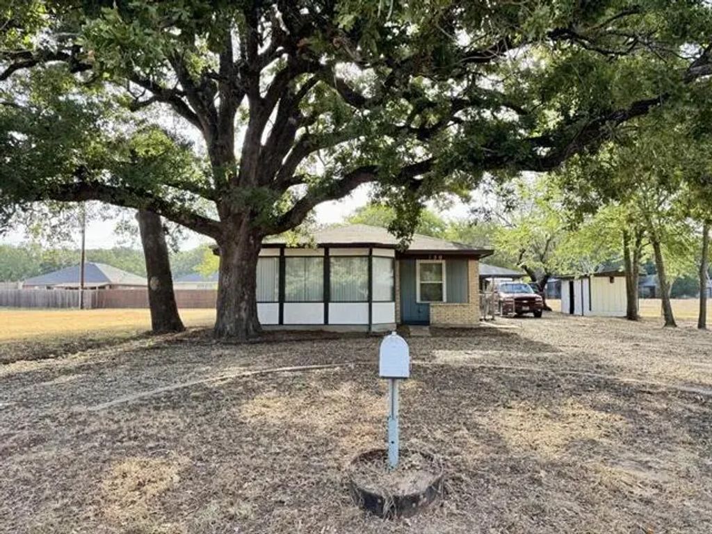 120 Nautical Road, Gun Barrel City