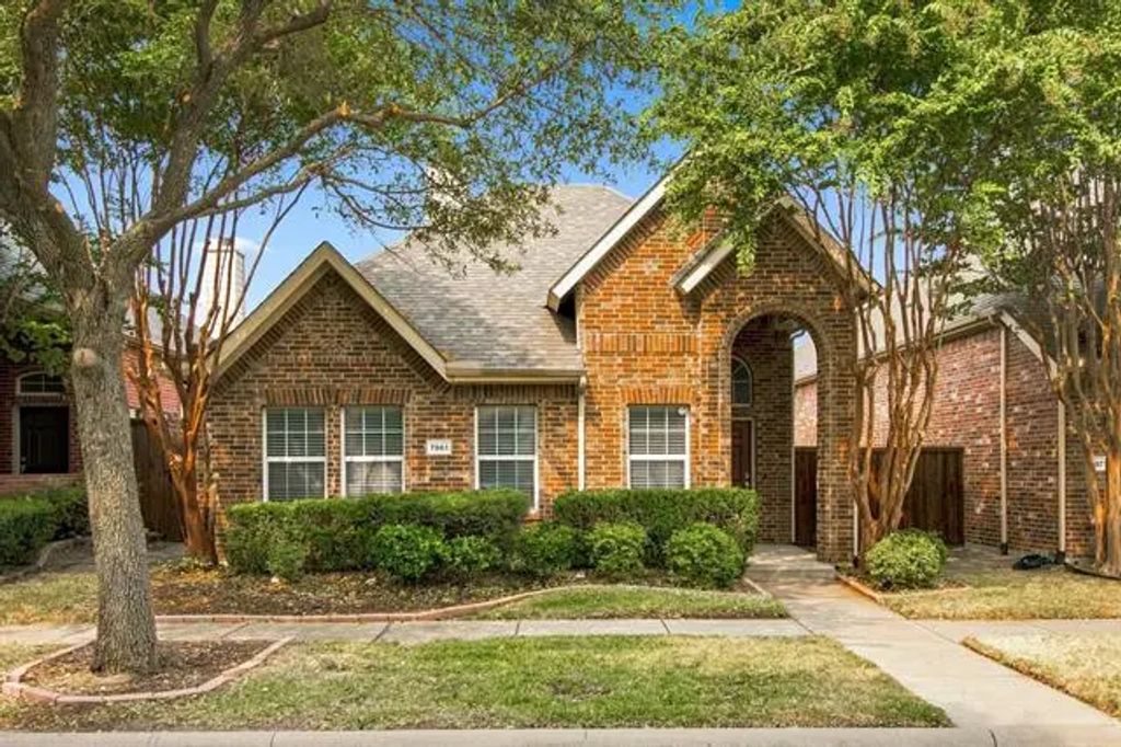 7961 Crampton Lane, Frisco