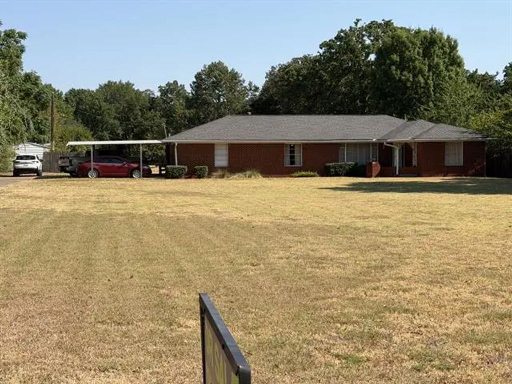1329 E Union Bower Road, Irving