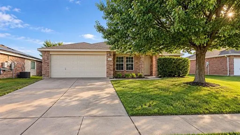 613 Redwing Drive, Saginaw