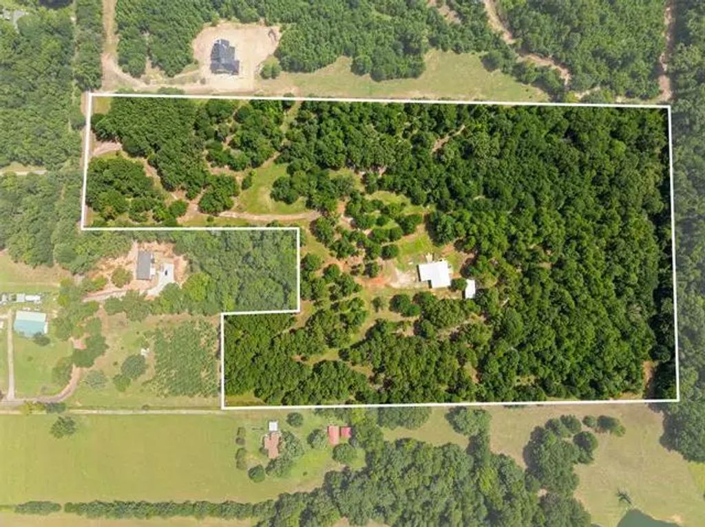 17379 County Road 318, Tyler
