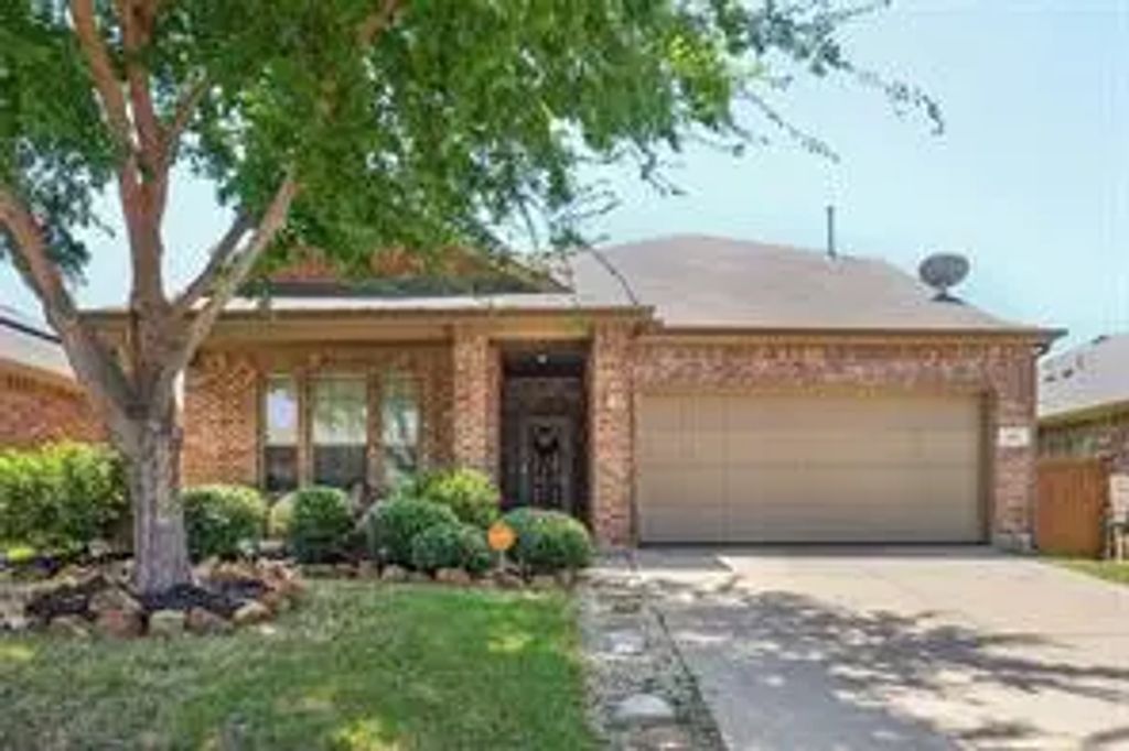 417 Partridge Drive, Aubrey