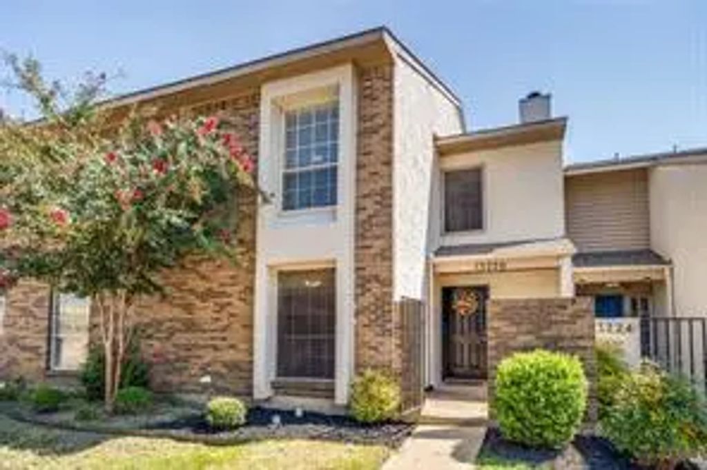 13220 Woodbend Lane, Dallas