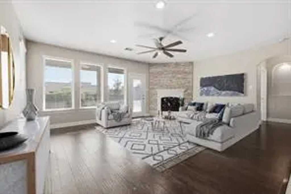 15801 Weymouth Drive, Frisco