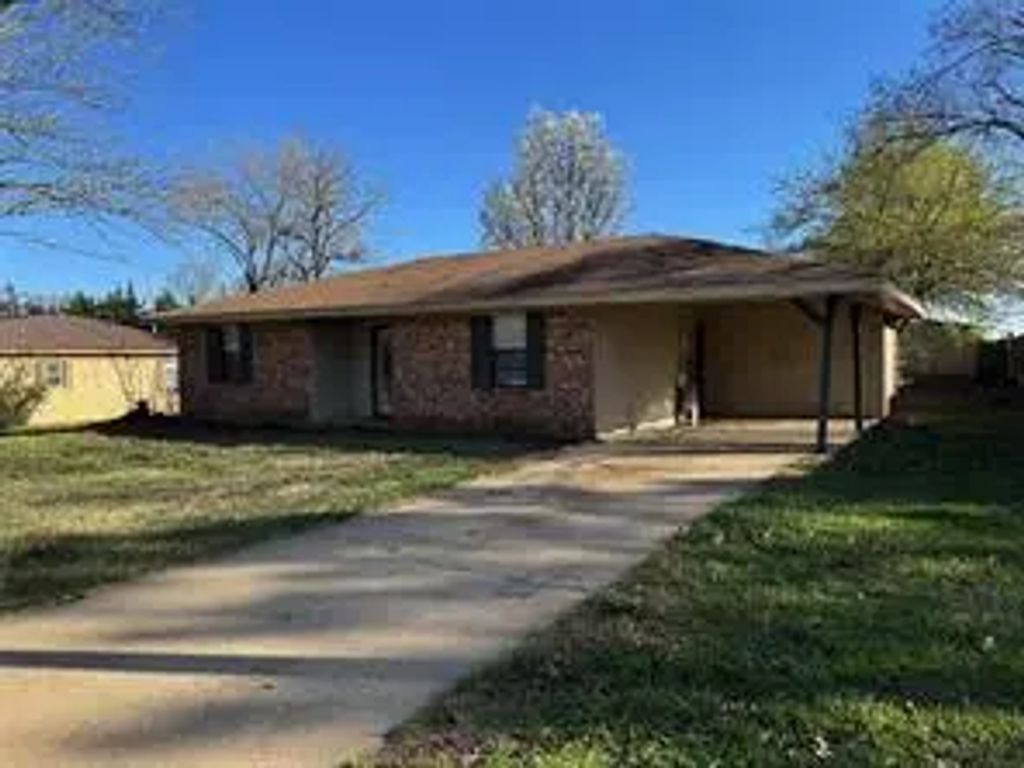 115 Elizabeth Lane, Blossom
