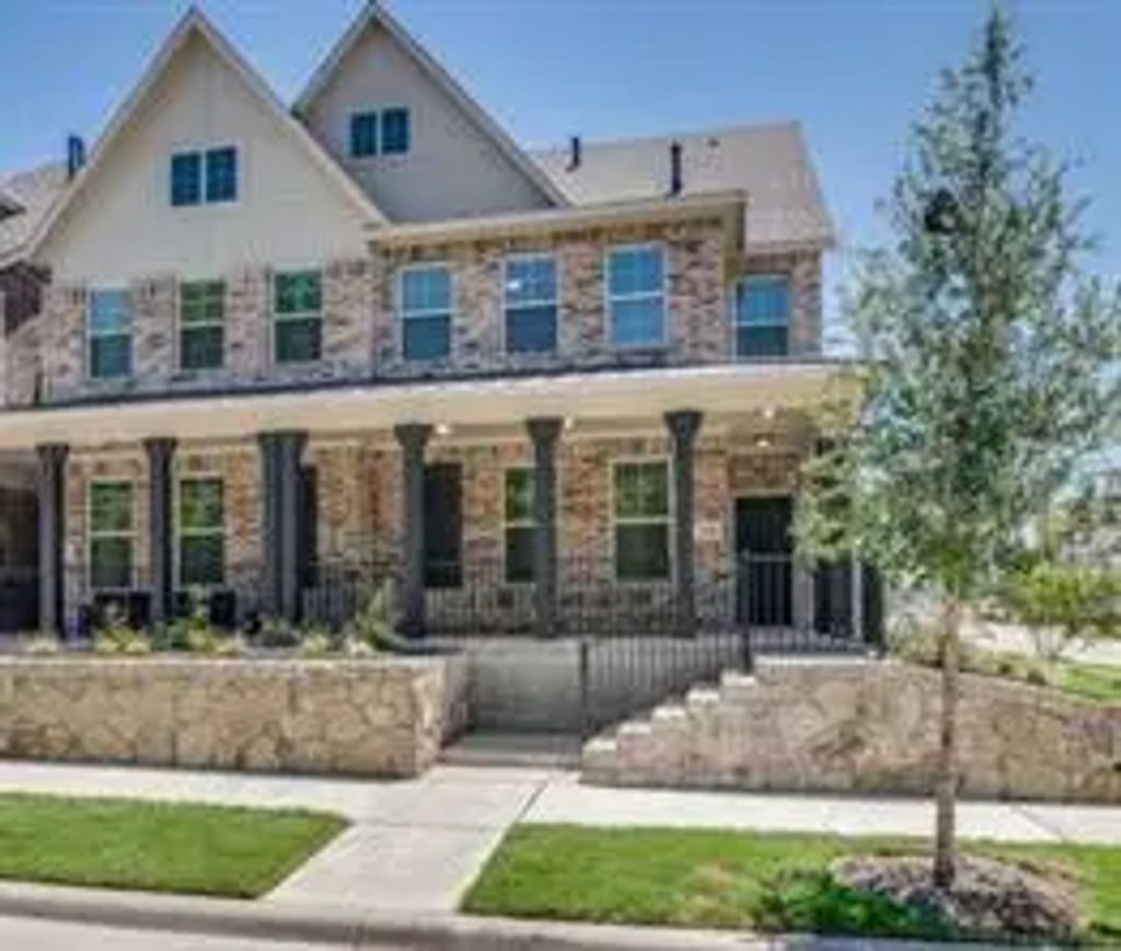2102 Argolis Drive, Rowlett