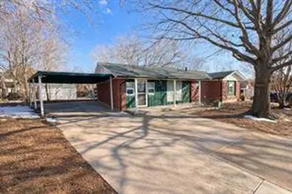 4908 Camille Court, Fort Worth