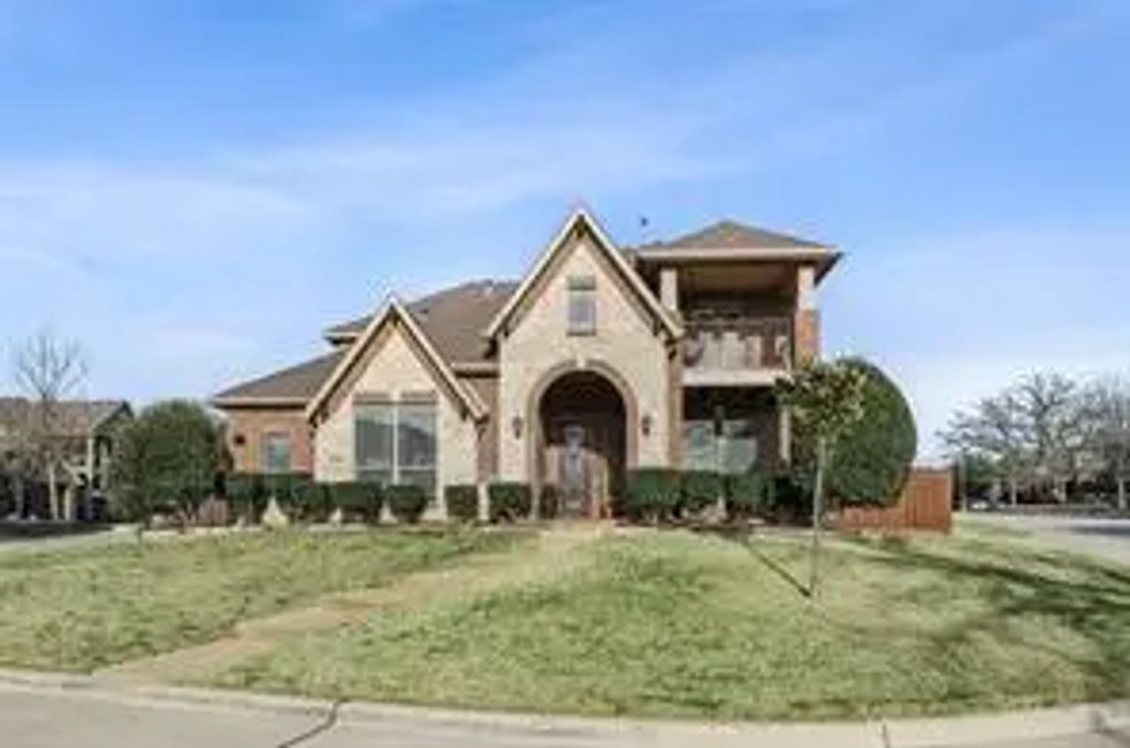 2300 Holder Drive, Euless