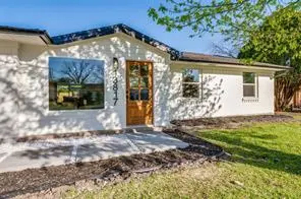 13817 Pyramid Drive, Farmers Branch