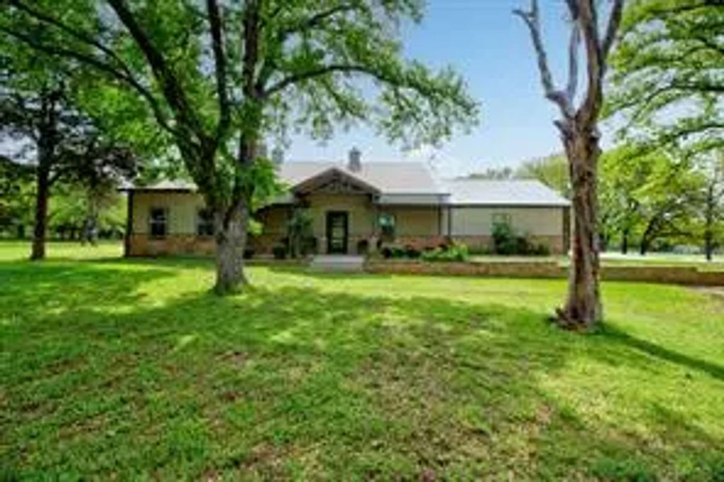 1024 Jordan Creek Road, Collinsville