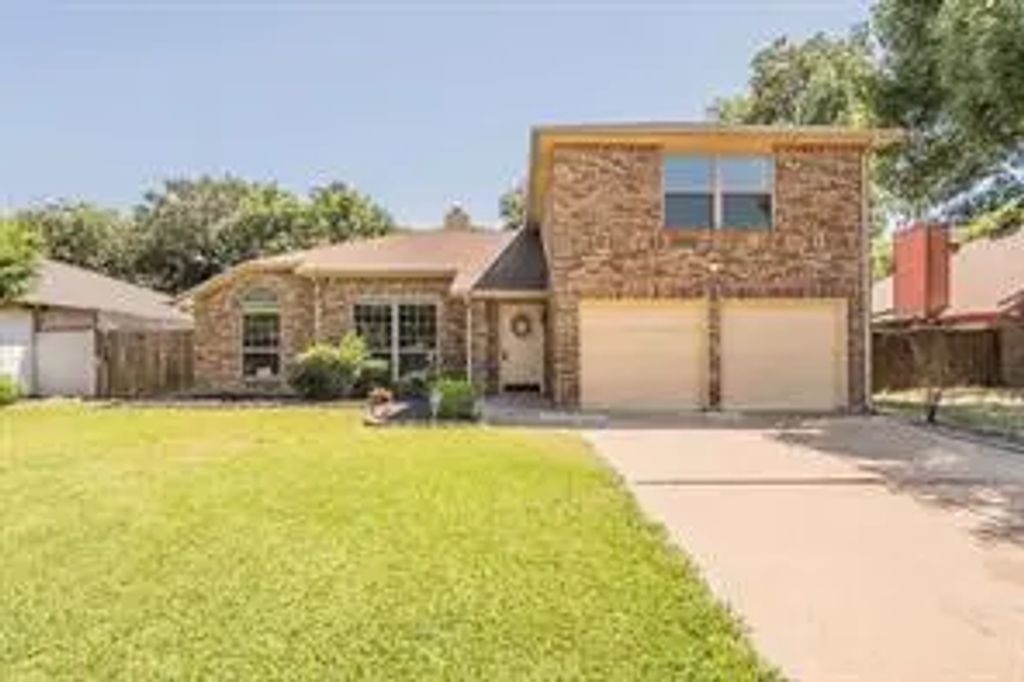 829 Brentwood Drive, Grand Prairie