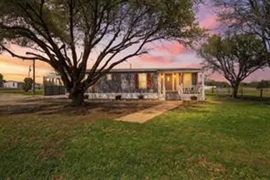 3240 Happy Meadows Drive, Alvarado