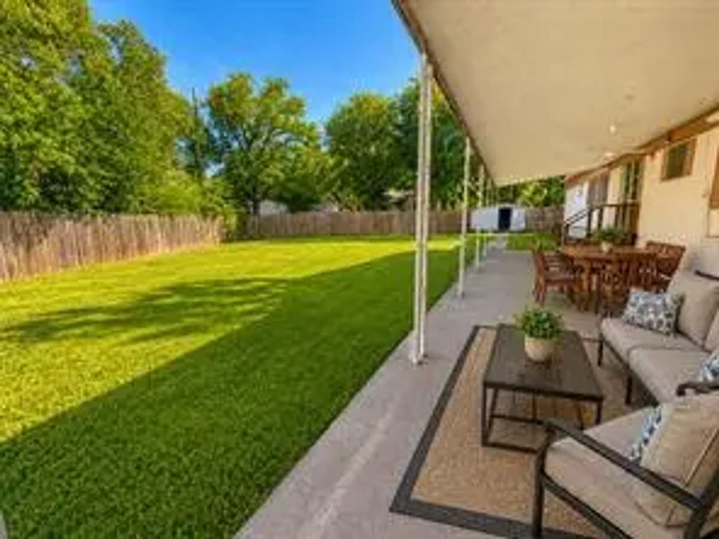 12109 Lunar Lane, Burleson