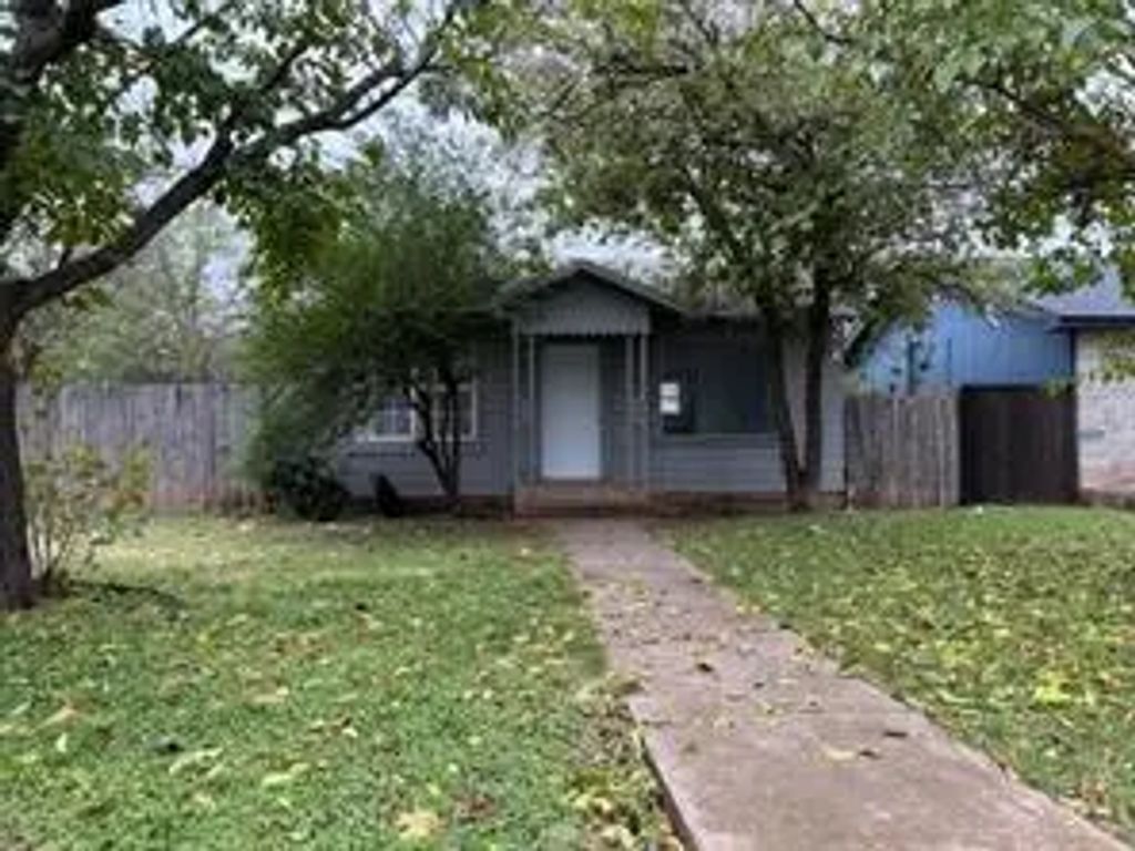 2701 S 3rd Street, Abilene
