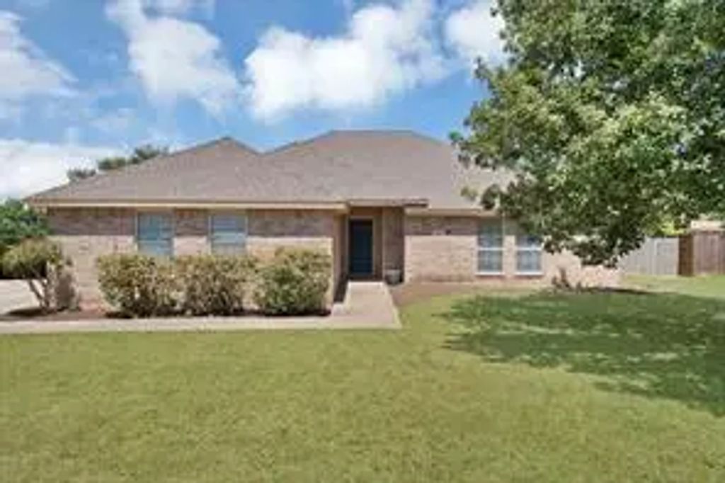 2209 Quail Ridge Drive, Weatherford