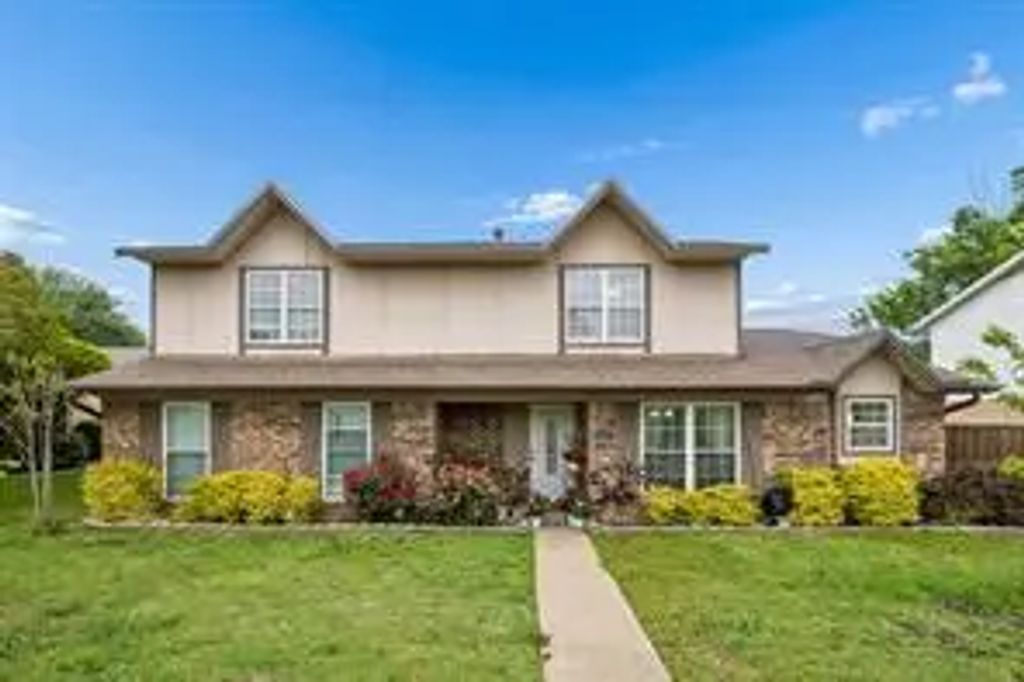 2417 Laurel Lane, Plano
