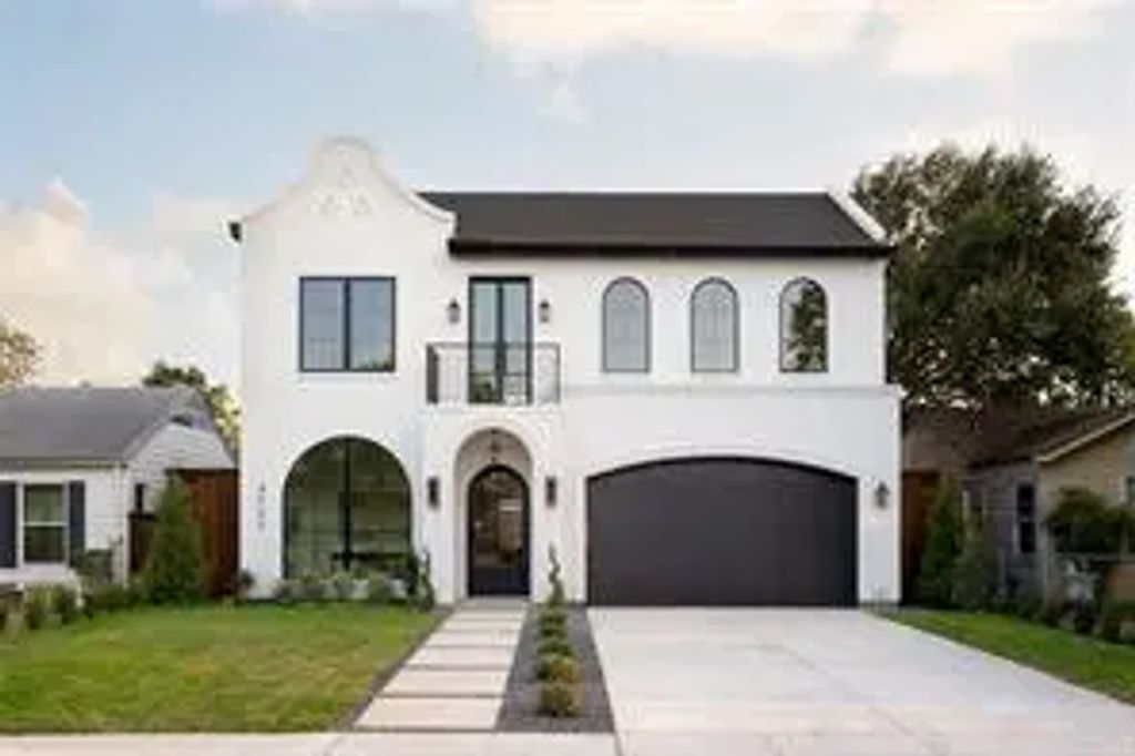 4722 Cowan Avenue, Dallas