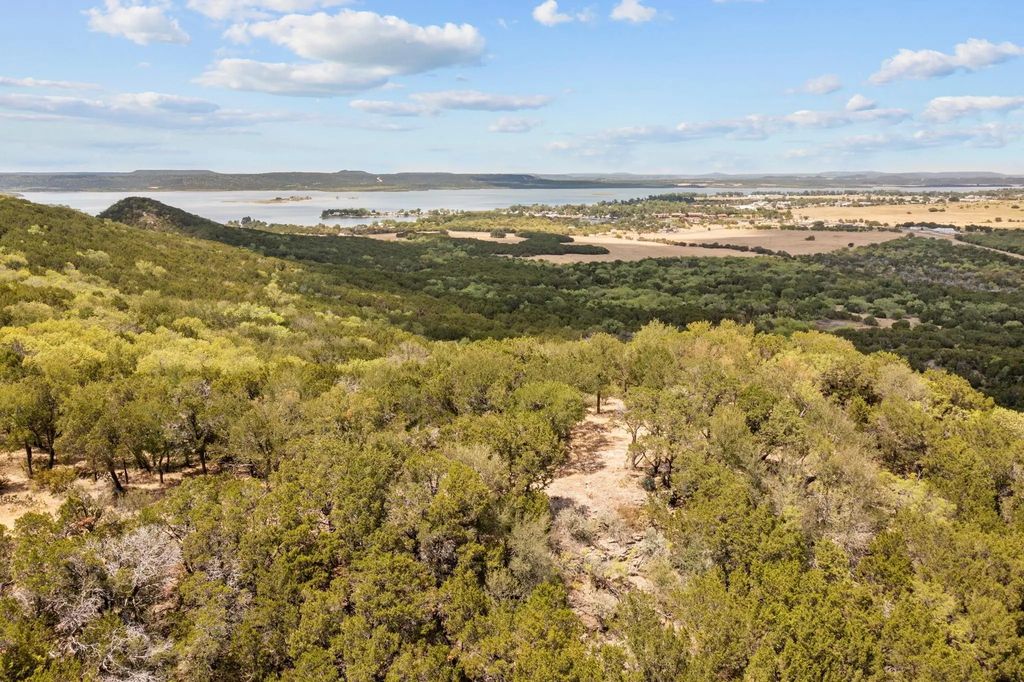 1271 Plateau Place, Graford