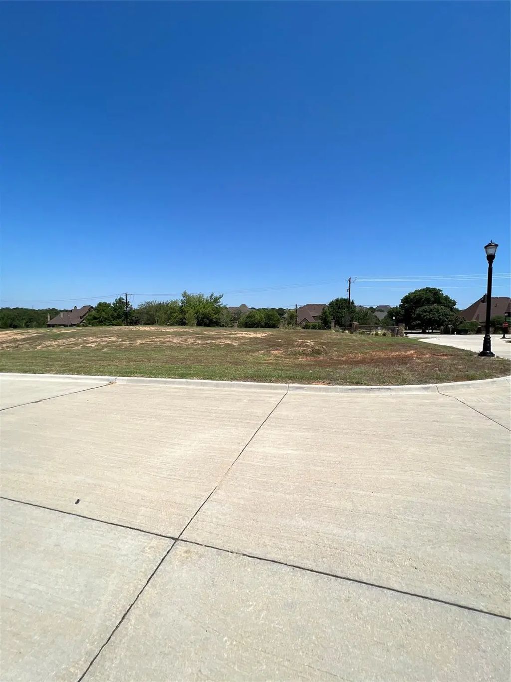 1733 Oakbrook Drive, Keller