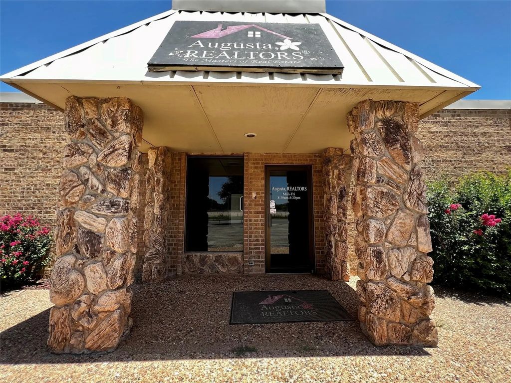 2481 S Danville Drive C, Abilene