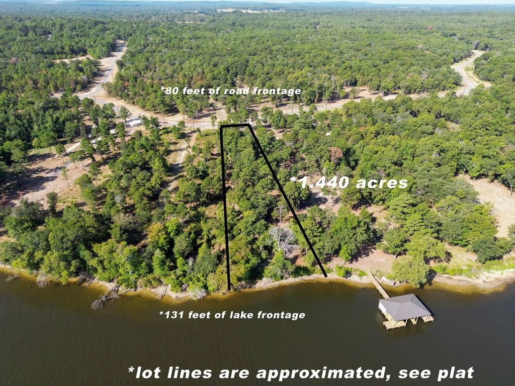 3146 Shadow Pine Drive, Larue