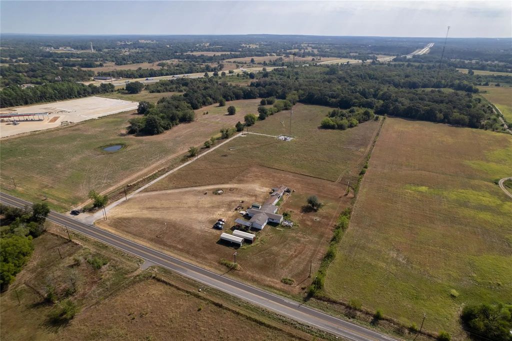 151 Fm 314, Van