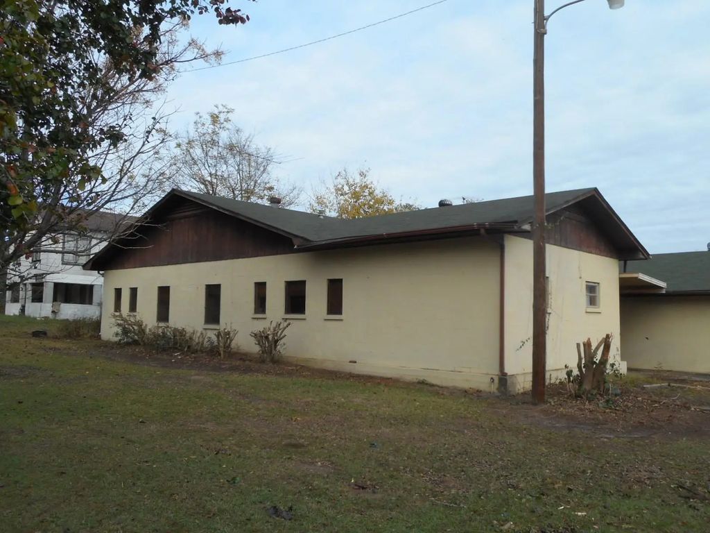 15055 S Hwy 371 Highway, Taylor