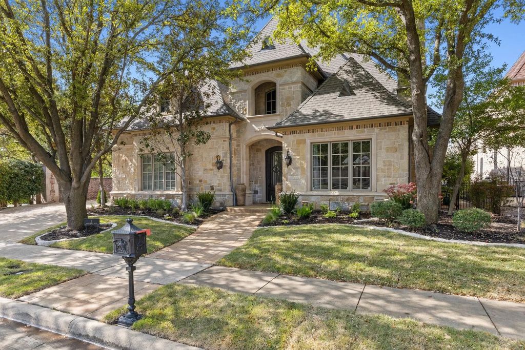 1 Armstrong Drive, Frisco