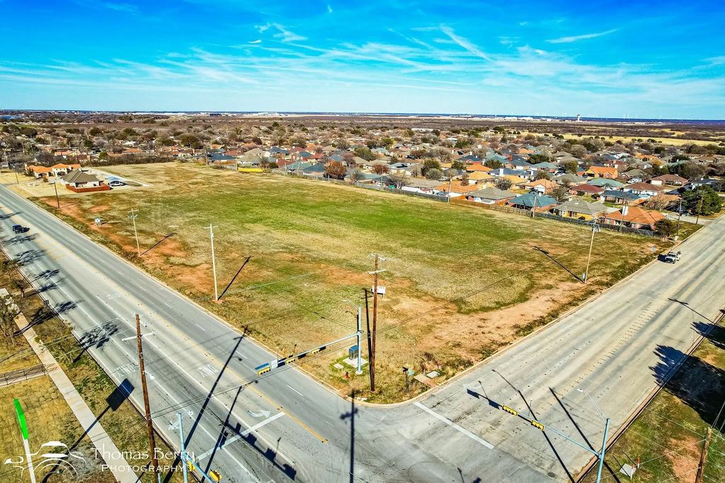 1002x E Industrial Boulevard, Abilene