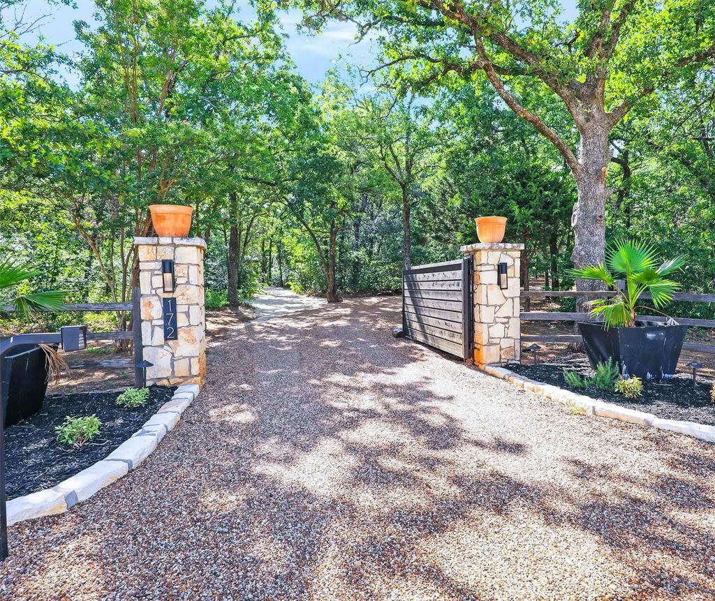 172 Springfield Bend, Bartonville