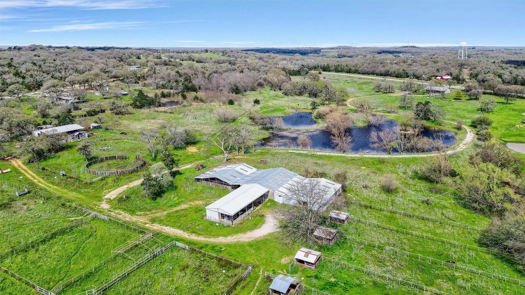 8283 S Fm 372, Gainesville