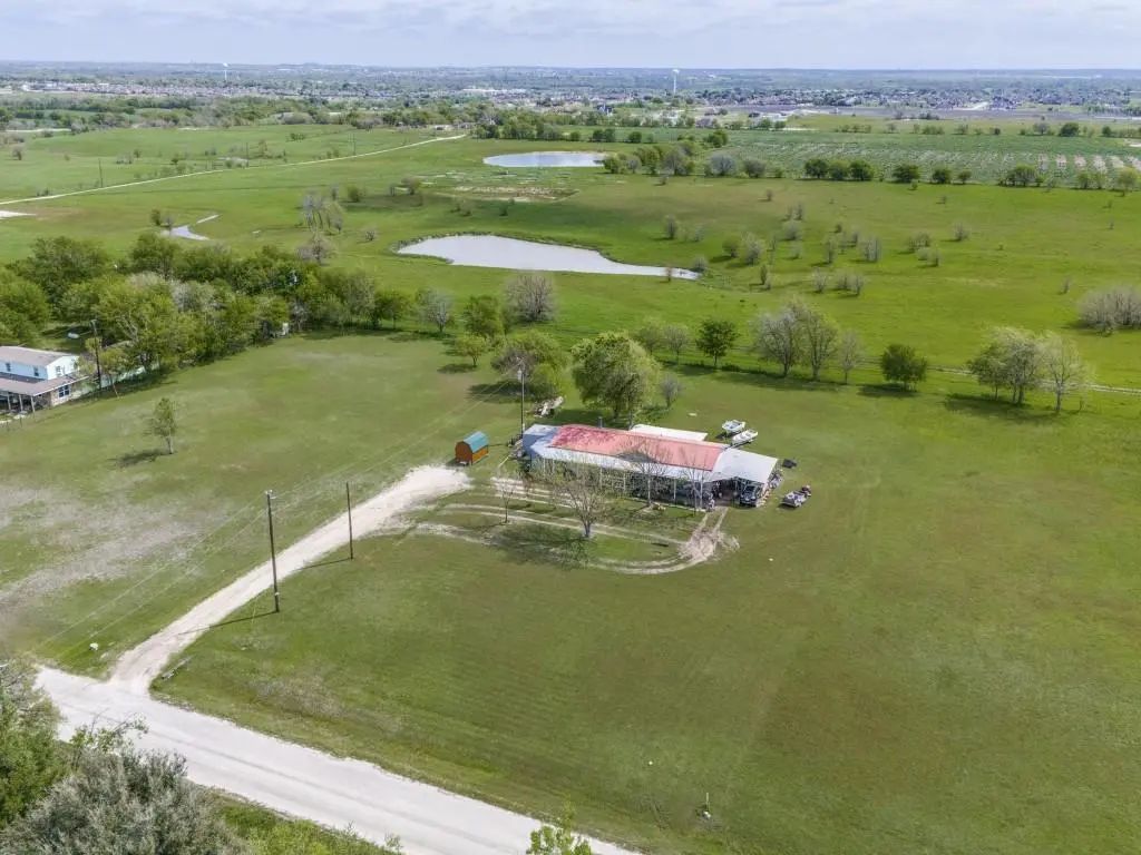 17553 Mary Polk Road, Justin
