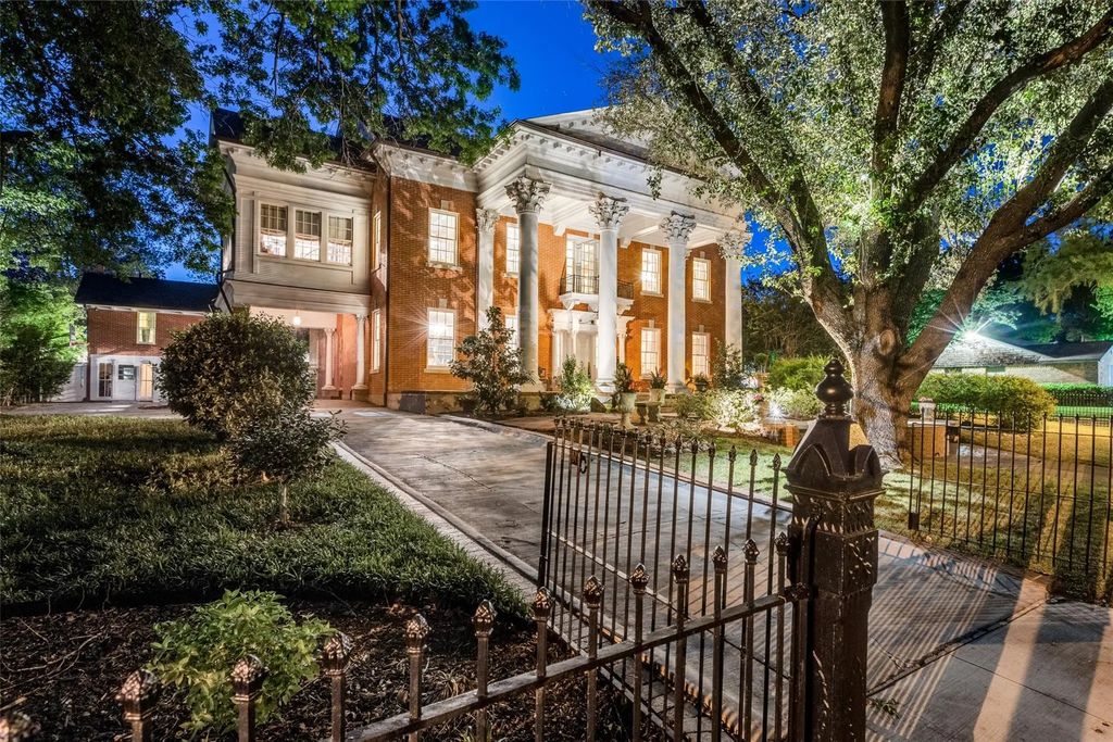 315 N College Street, McKinney